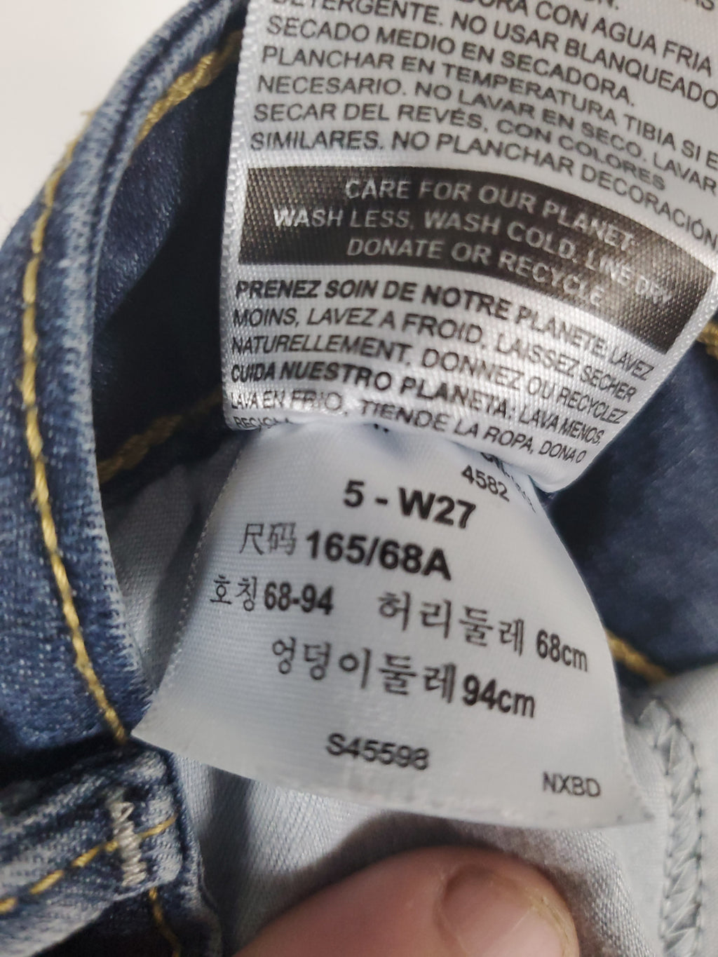 Denizen from Levi's Low-Rise Boyfriend Jeans W27