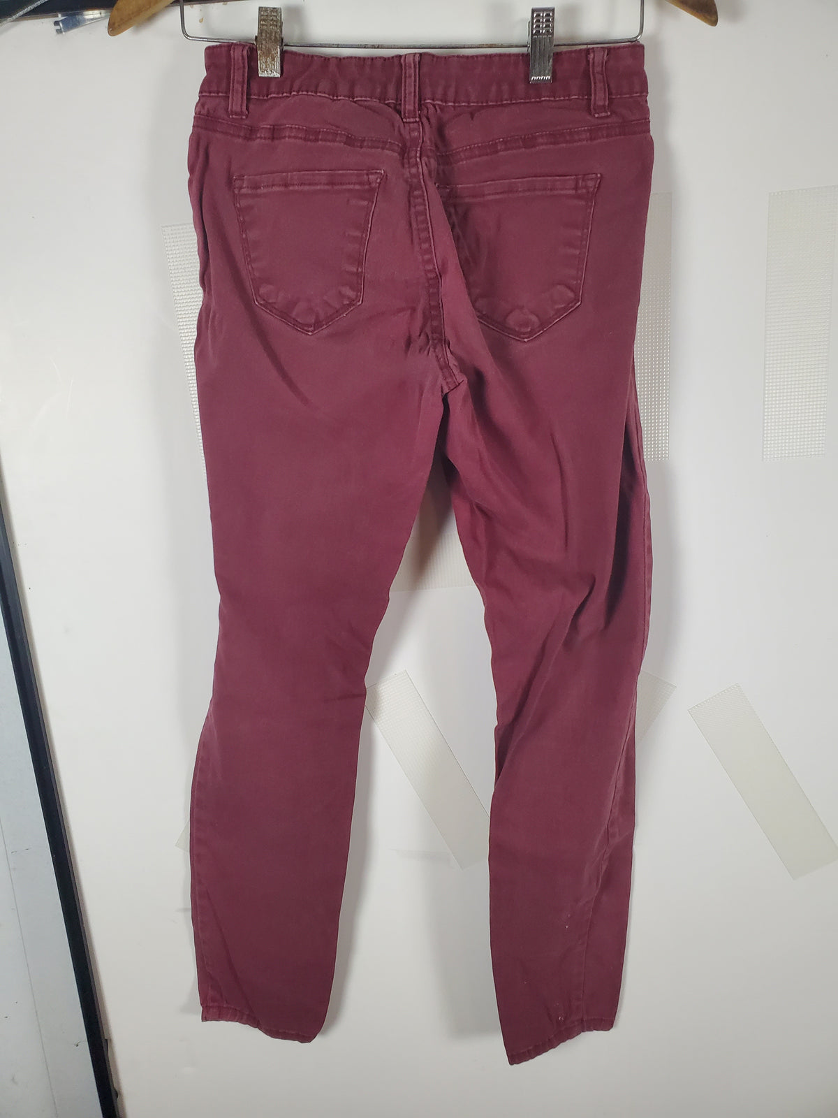 Refuge Women's Burgundy Skinny Jeans Size 4