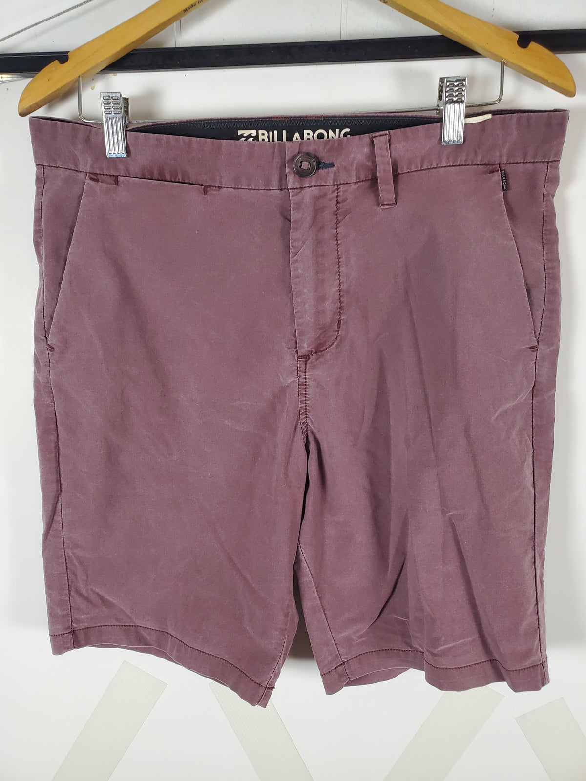 Billabong Men's Casual Shorts  32/33 Waist