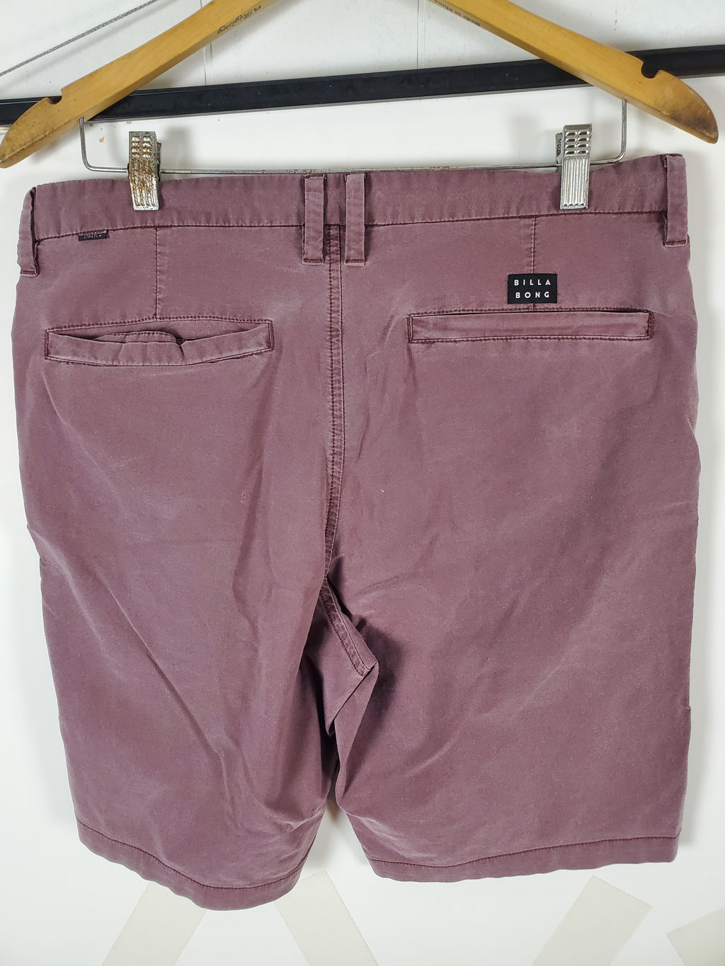 Billabong Men's Casual Shorts  32/33 Waist