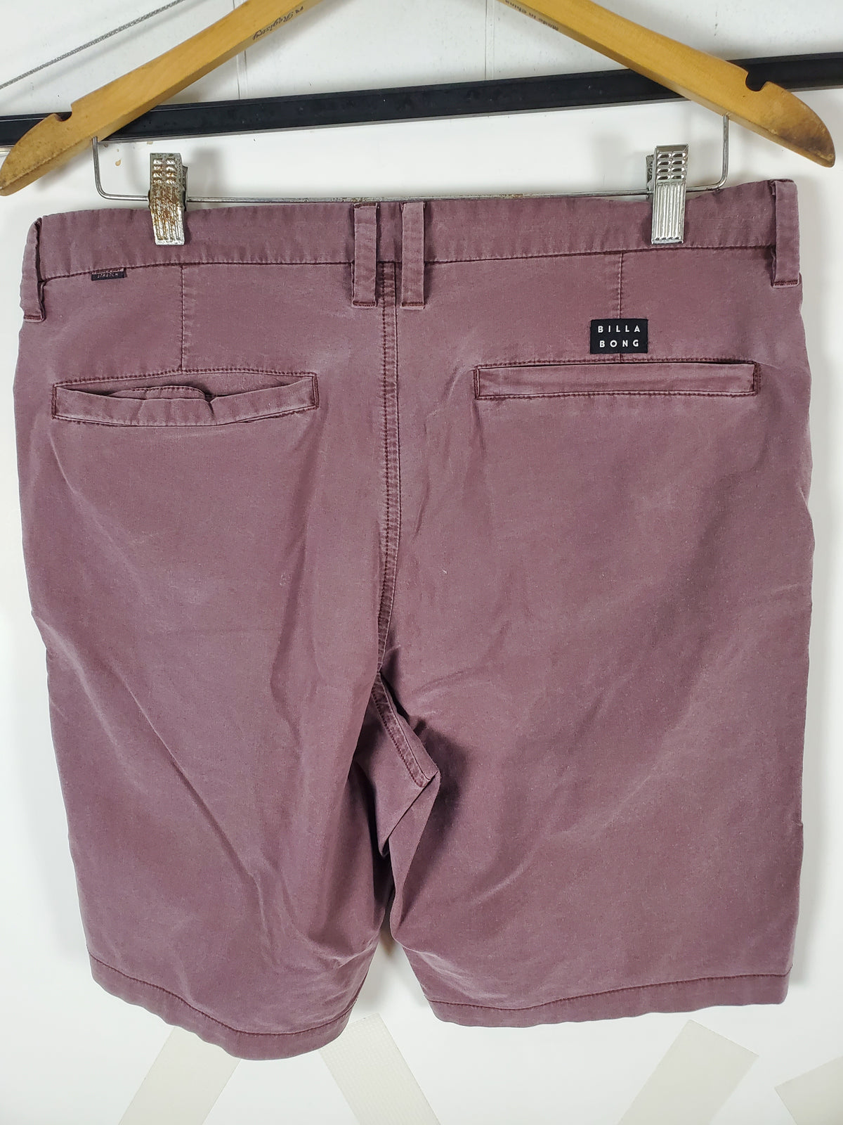 Billabong Men's Casual Shorts  32/33 Waist