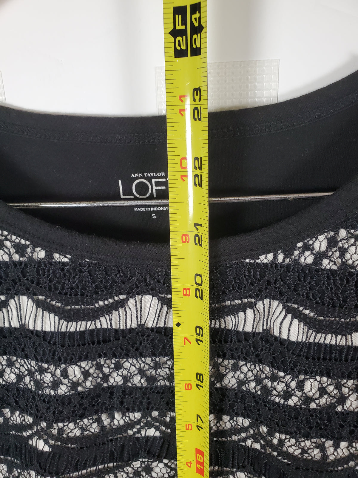 Ann Taylor LOFT Sleeveless Top Small