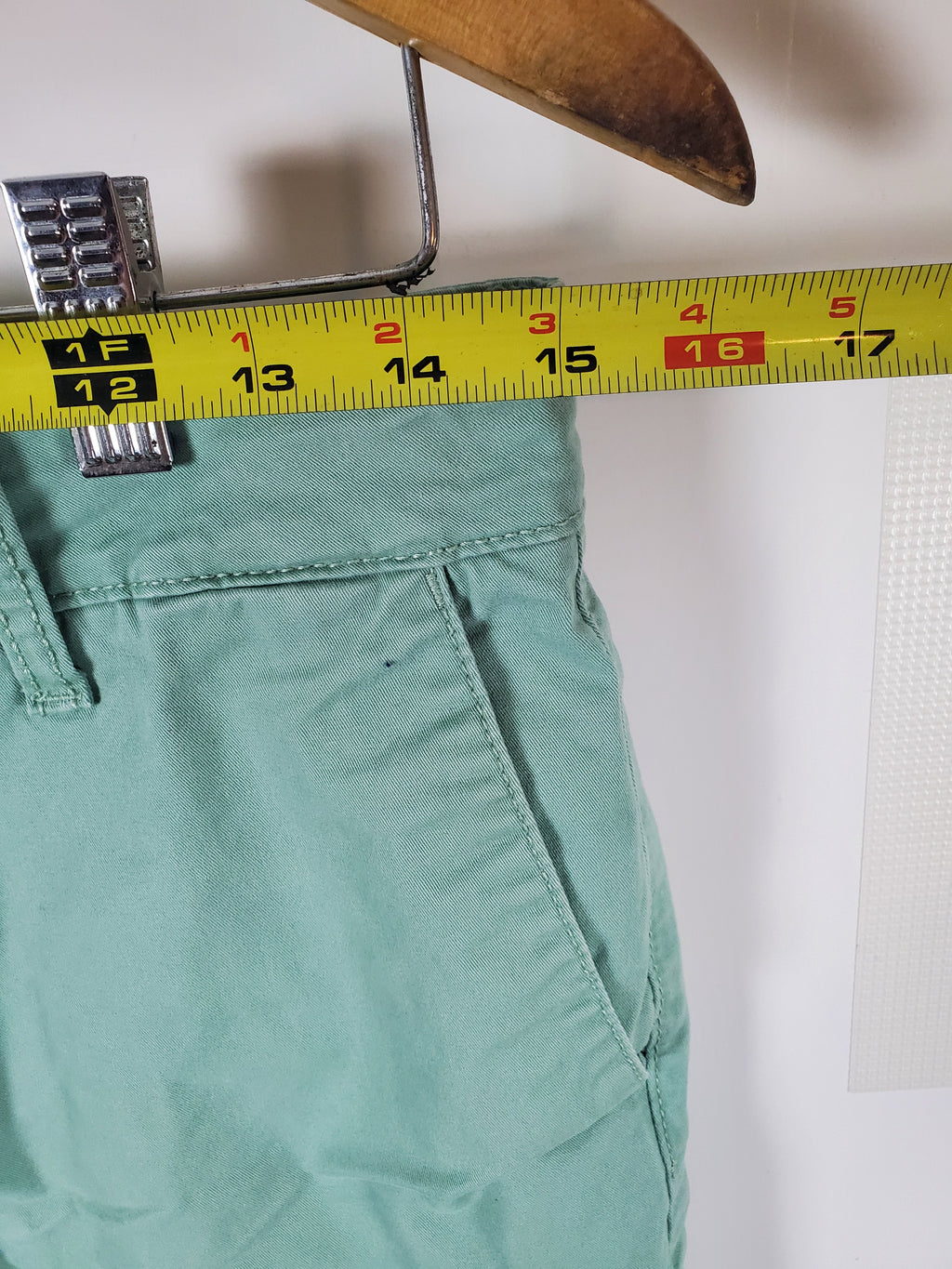 RSQ Men's Green Mid Length Chino Shorts Size 30