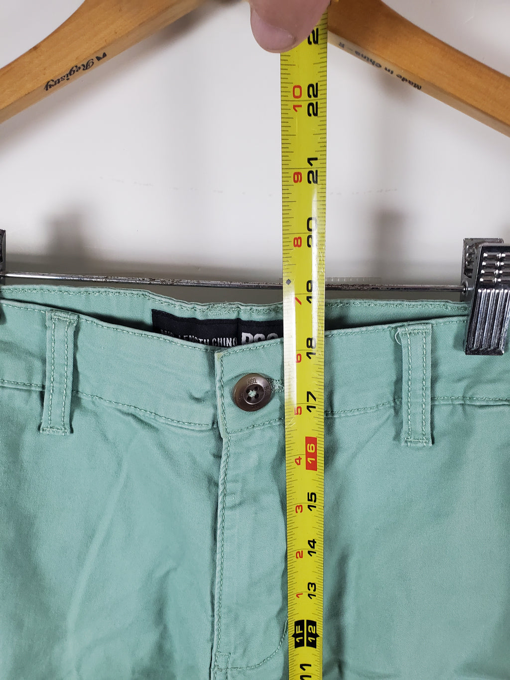 RSQ Men's Green Mid Length Chino Shorts Size 30