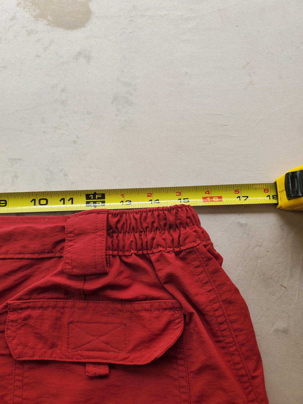 Reel Legends Performance Outfitters Fishing Shorts – Size S – Red – Nylon/Polyester