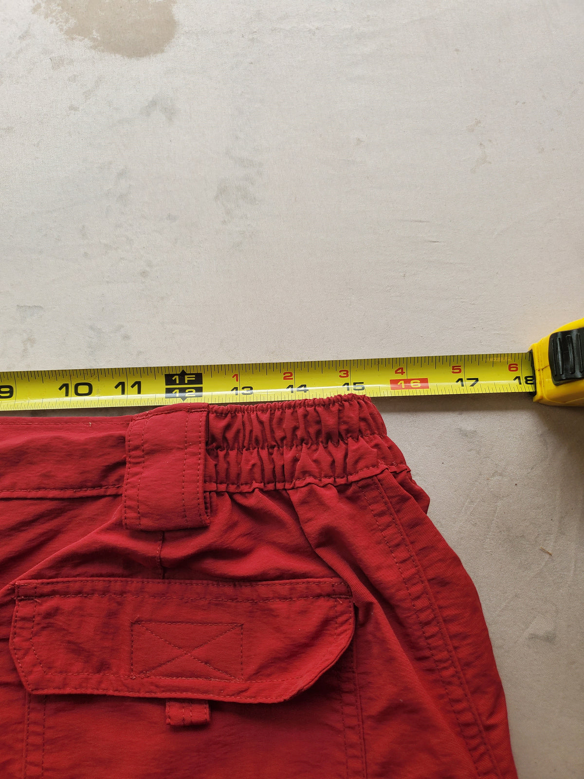 Reel Legends Performance Outfitters Fishing Shorts – Size S – Red – Nylon/Polyester