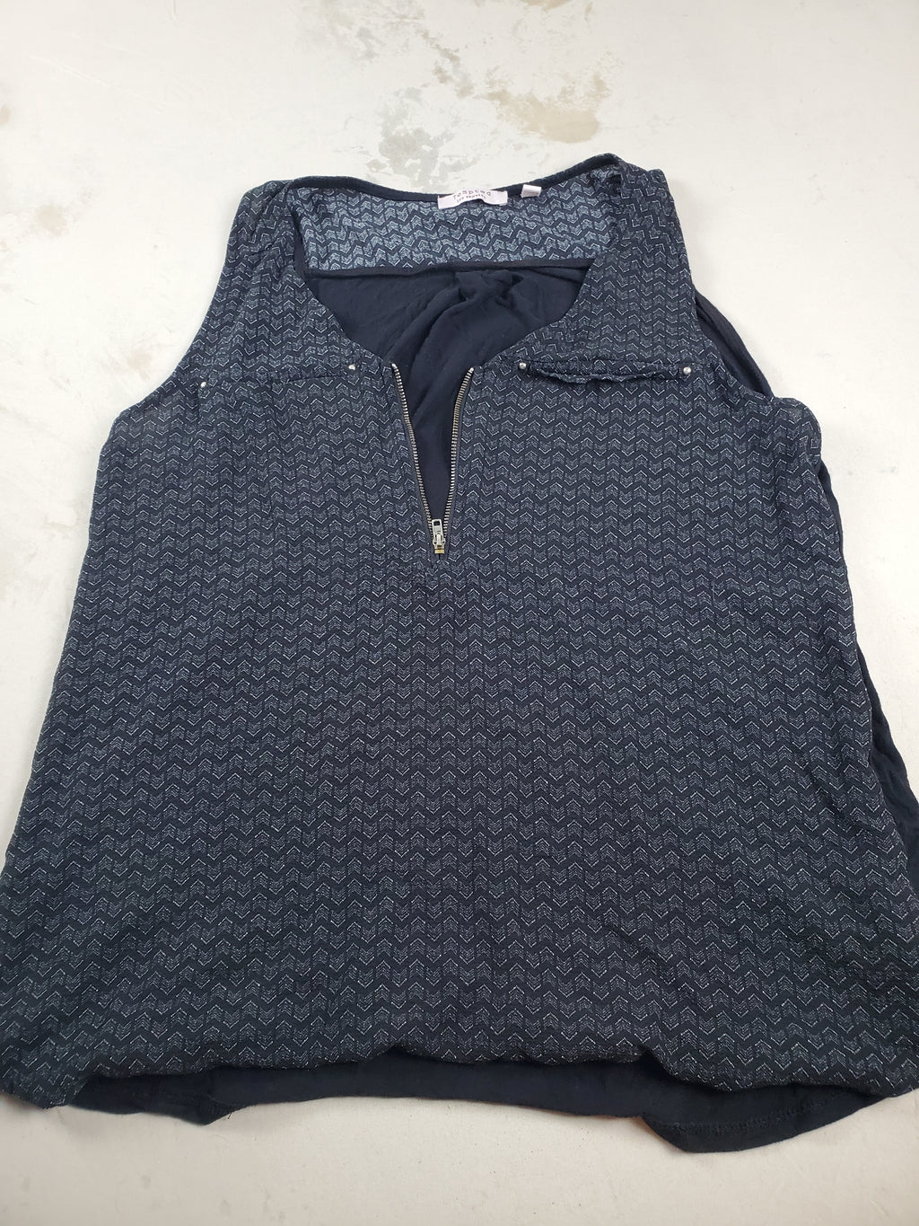 Tempted black pull over vest with zipper neck line Size M