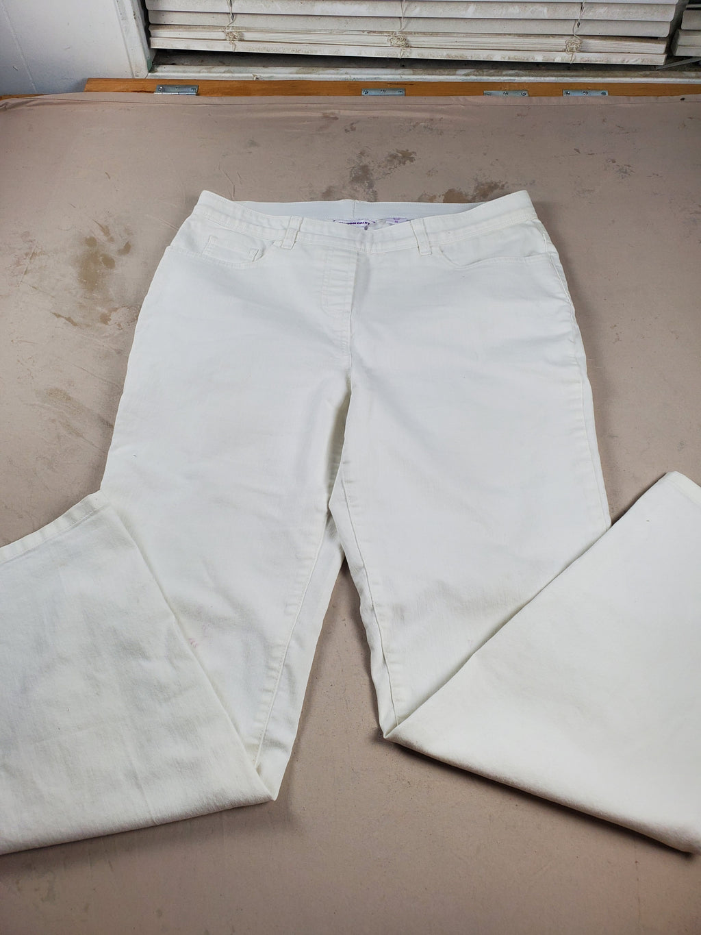 Vintage Allison Daley White Denim Stretch waist jeans Size 14