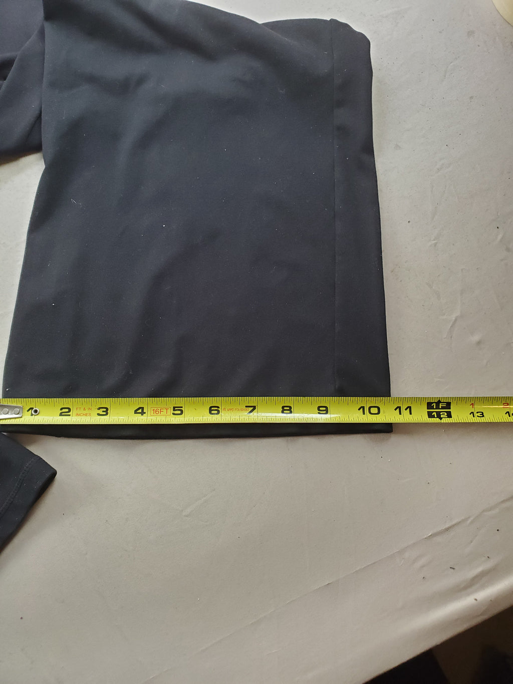 Women’s Black Flare Leggings – Size 32x28 – Elastic Waist – No Pockets – 11" Flare