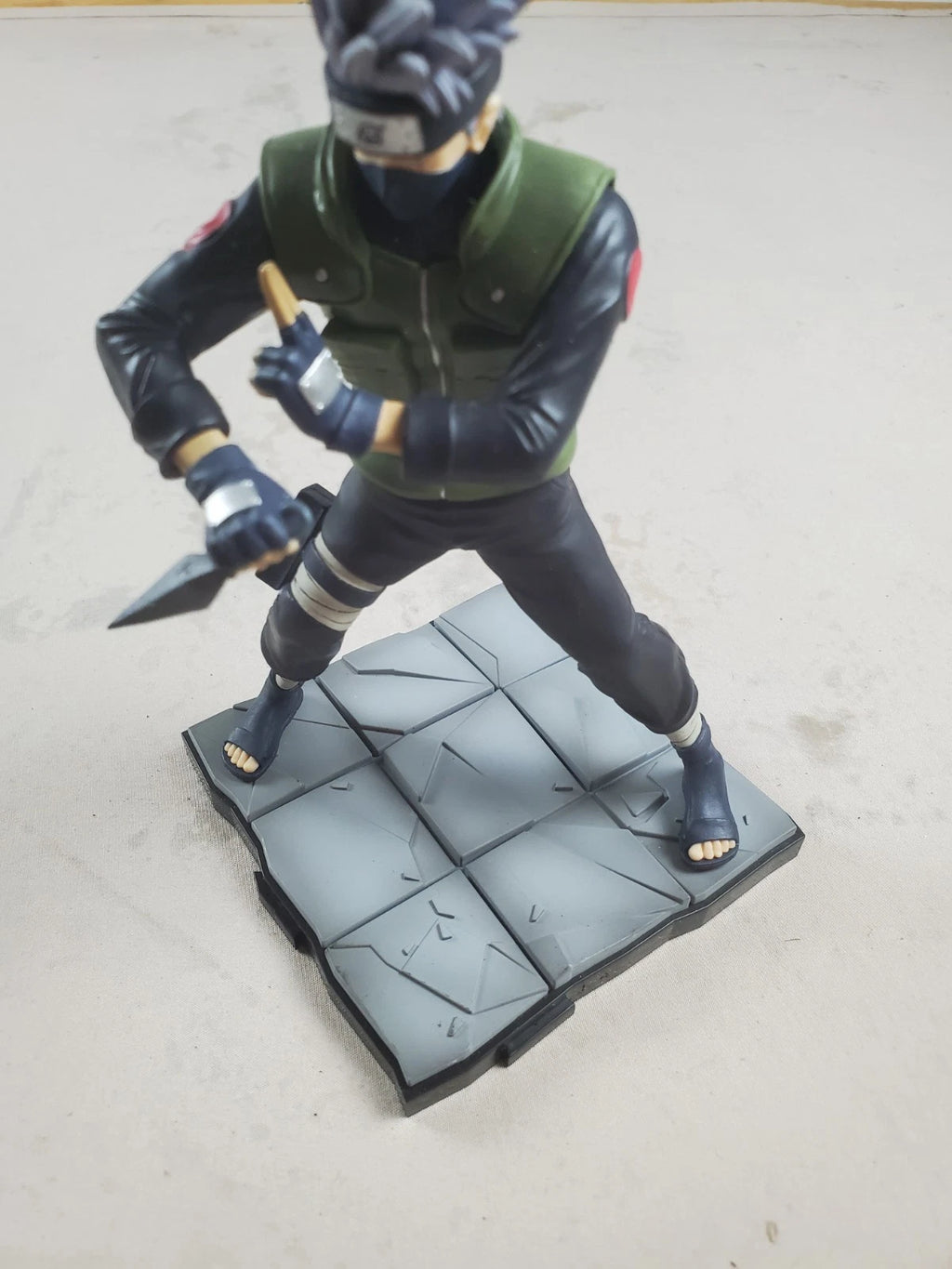 Naruto Shippuden Kakashi Hatake Running Pose Figure – Kunai in Hand – Anime