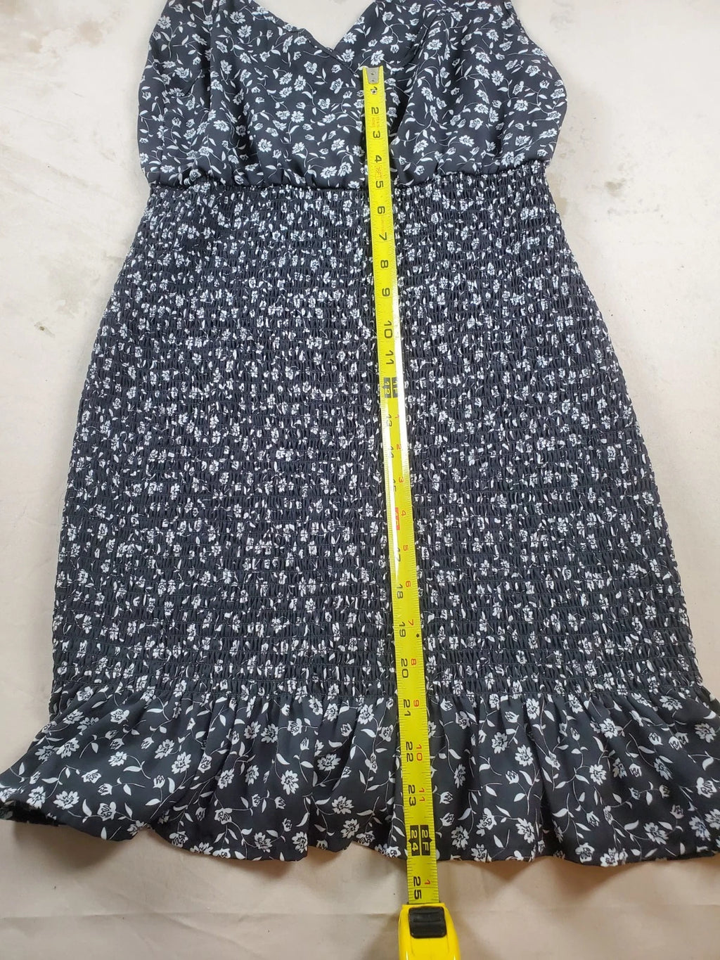 Love Tree Women’s Floral Spaghetti Strap Dress – Size L – Ruffle Hem