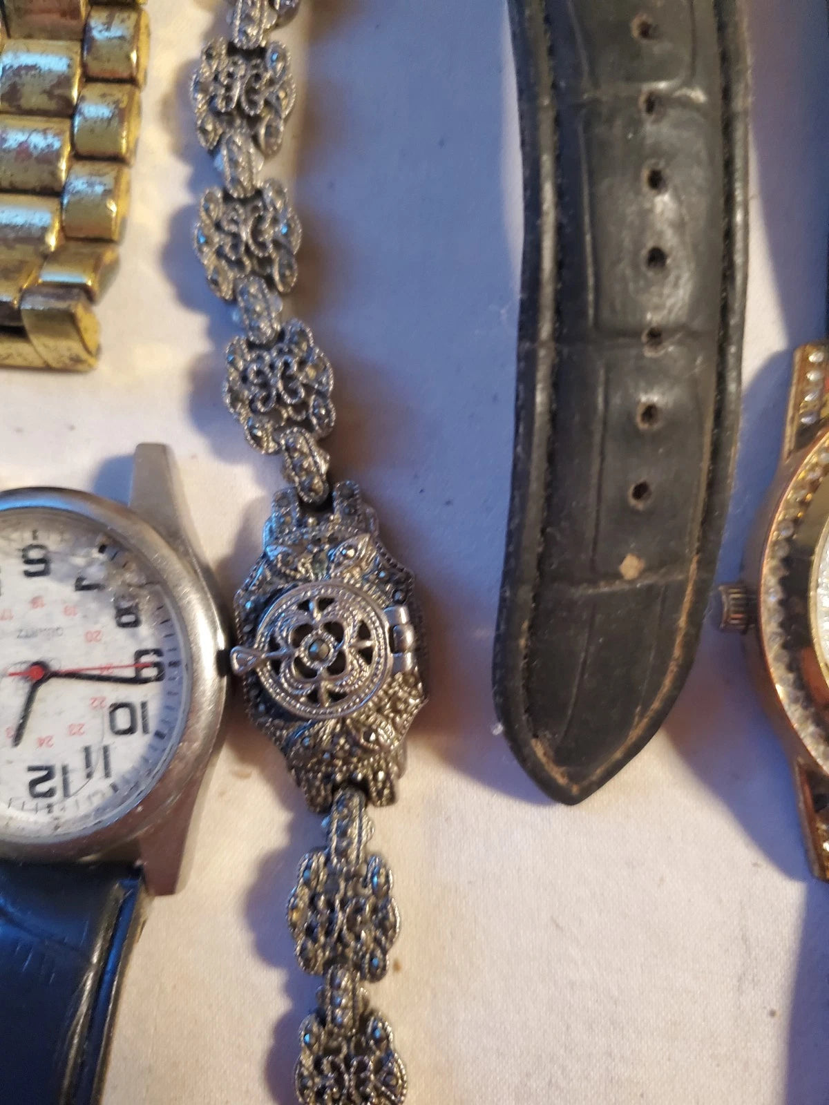 Mixed Lot Of Assorted Watches (8) For Parts ~ Repair/ Untested Sold As Is