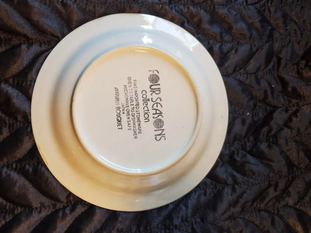 2 Vintage Four Seasons Collections Autumn Bouquet Salad Plates 6.5" Japan