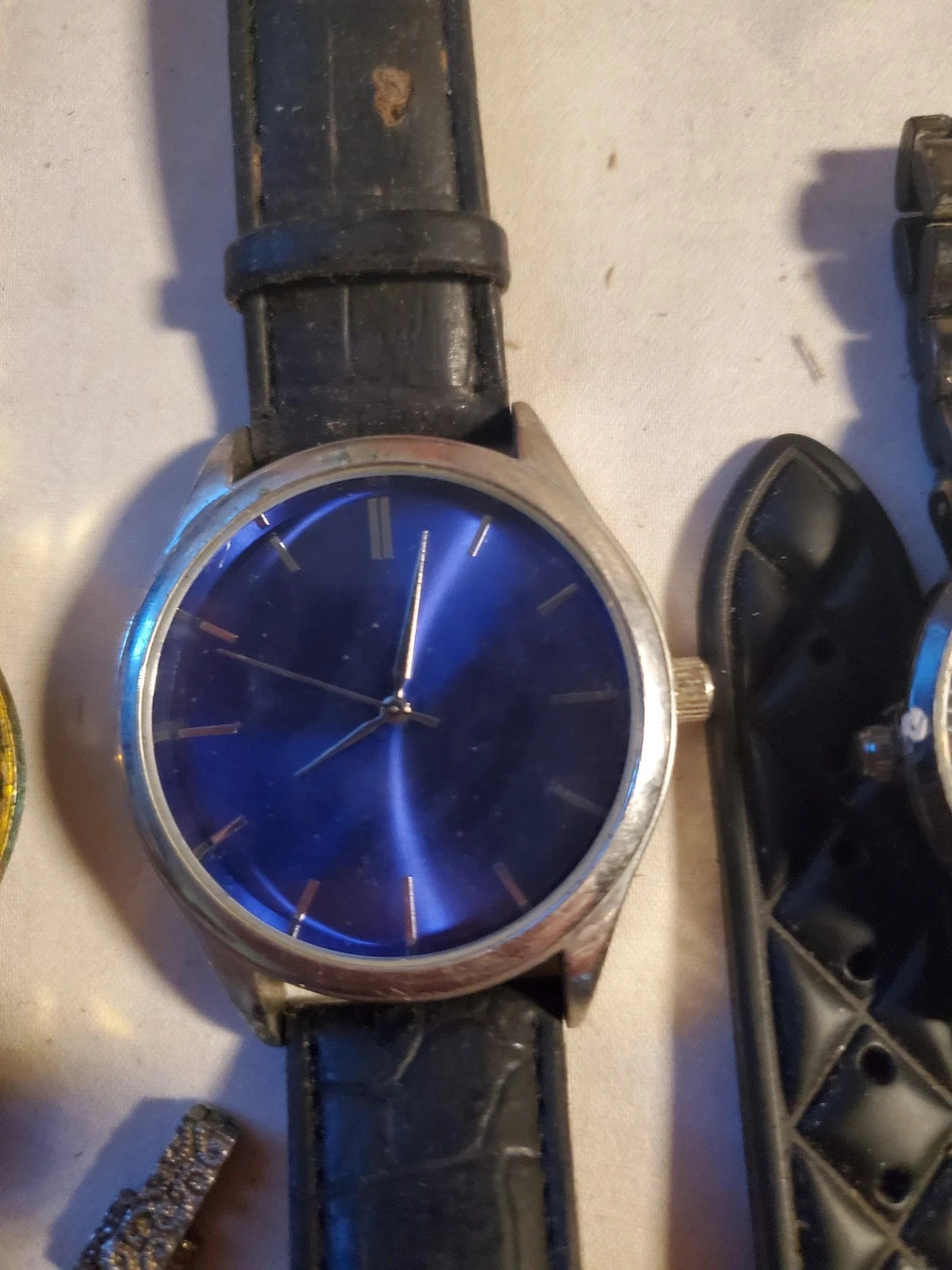 Mixed Lot Of Assorted Watches (8) For Parts ~ Repair/ Untested Sold As Is