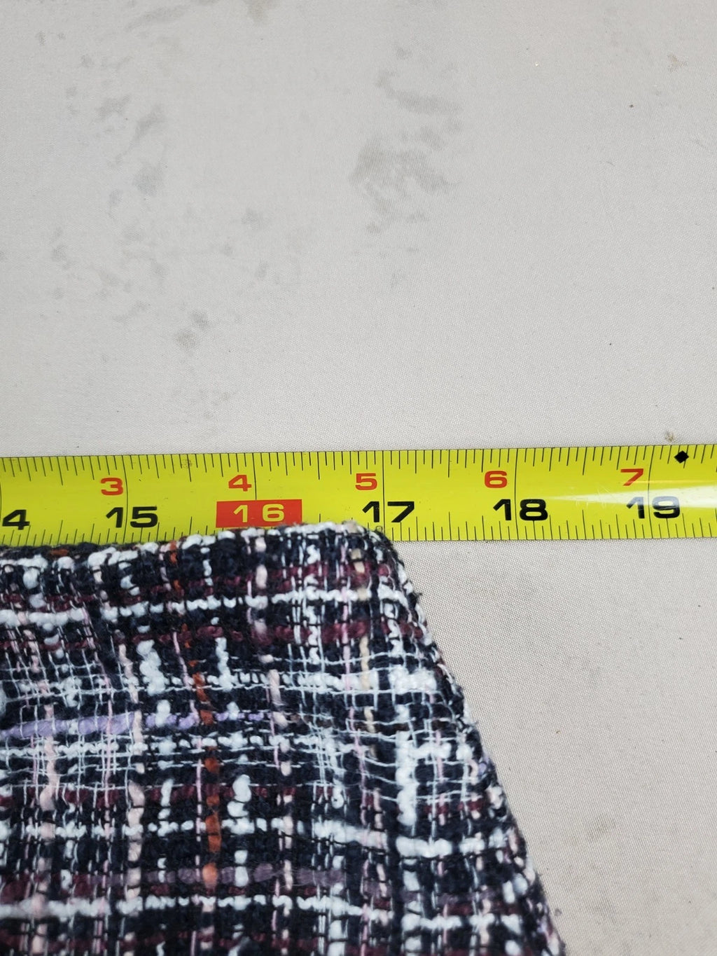 Vintage Loft Collection Thatch Pattern Mini Skirt – Size 34” Waist – 18” Length
