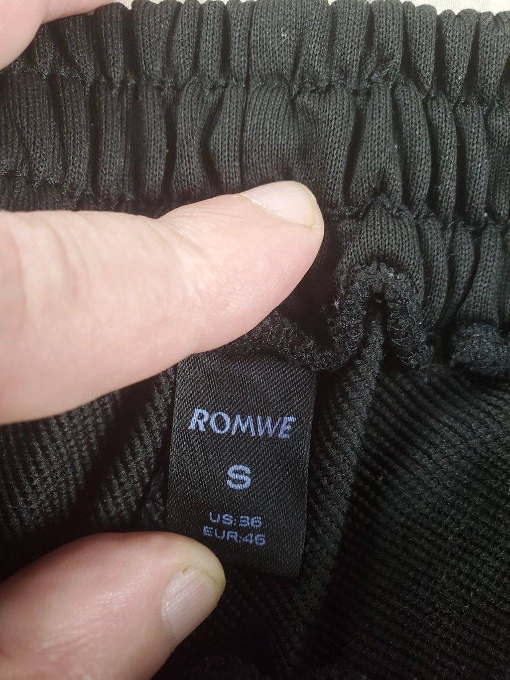 Romwe Women's Black Pants, gold trim Size S Small Us 36 Eur 46 Grafitti