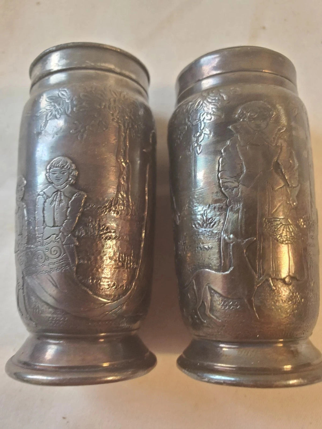 Reed and Barton 574 Salt &amp; Pepper shakers Silver Plate