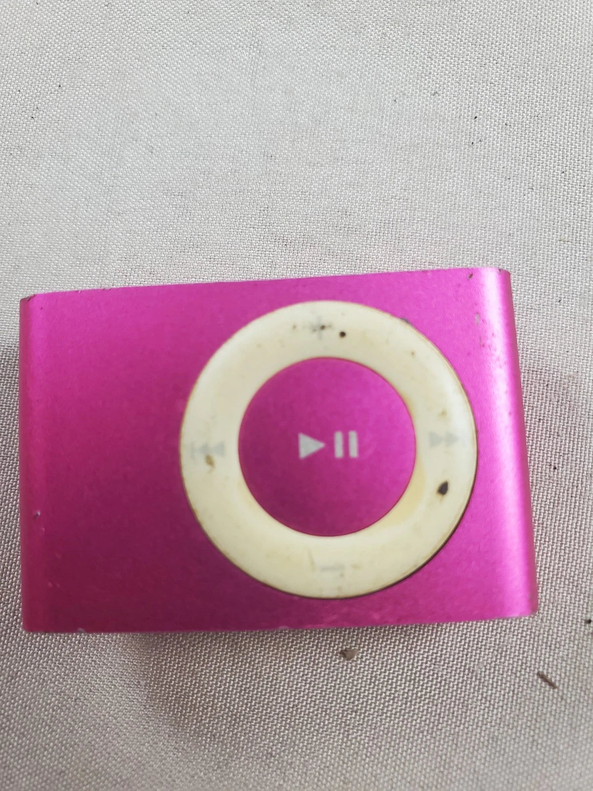 Pink Apple iPod Shuffle A1204 – Untested / Parts Only – Good Cosmetic Condition