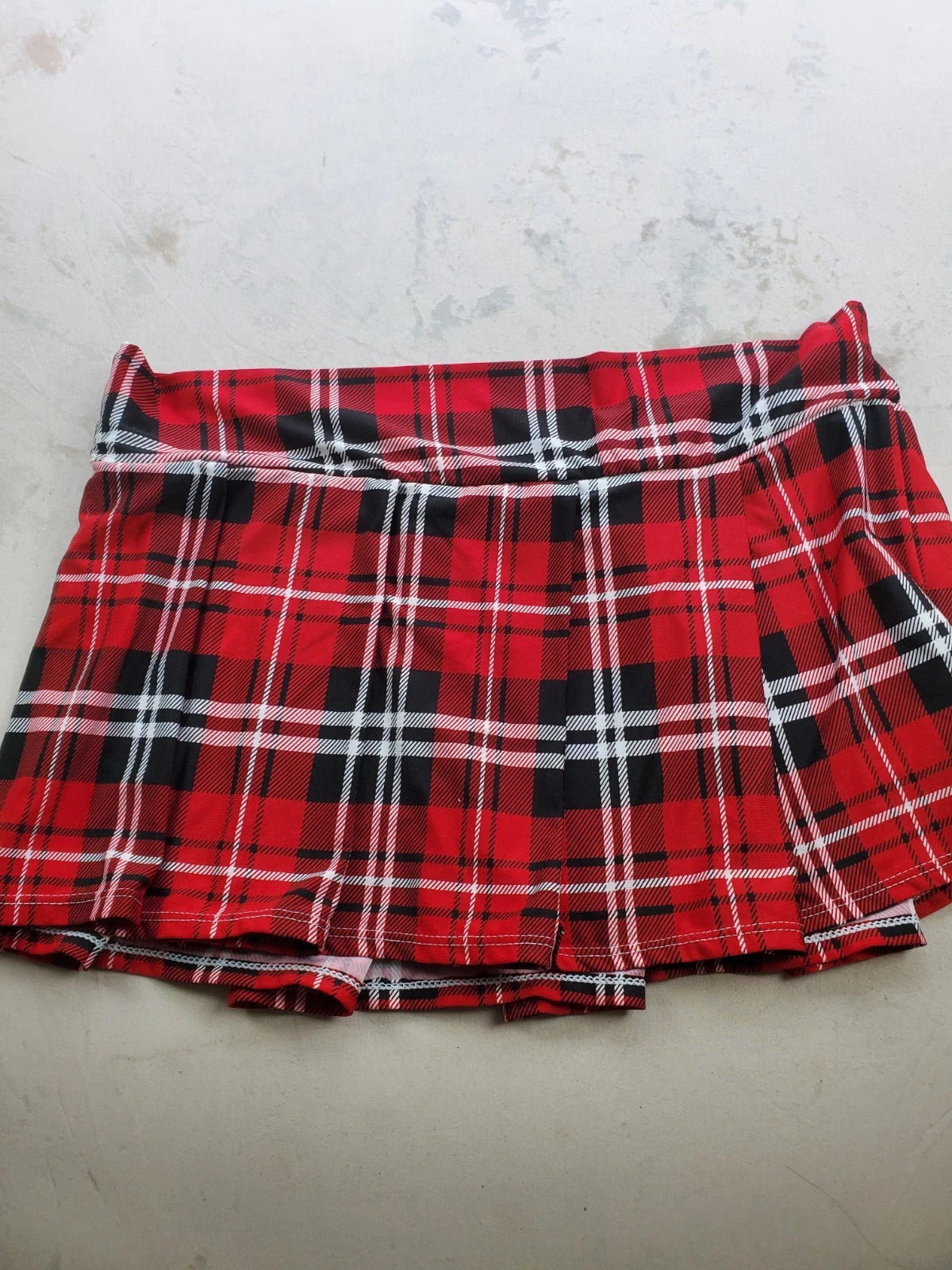 Body Rage Red Plaid Super Mini Skirt – Spencer’s – 11" Length – Size M/L