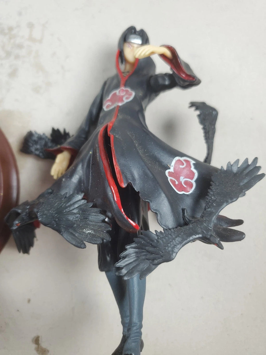 Naruto Shippuden Itachi Uchiha Crow Summon Figure – Akatsuki Cloak – Anime 9"