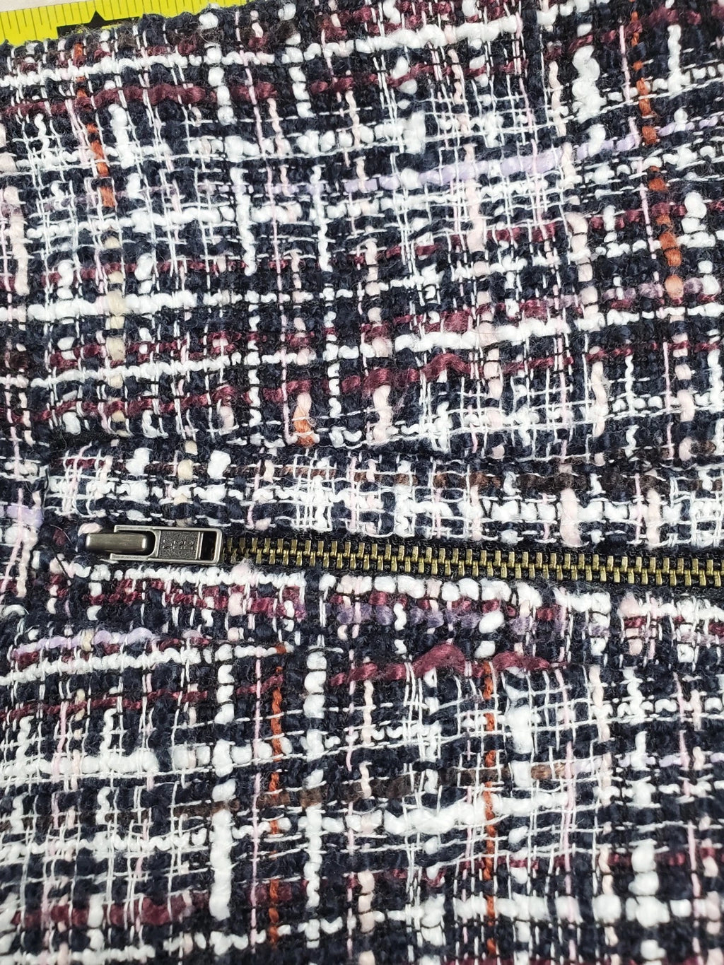 Vintage Loft Collection Thatch Pattern Mini Skirt – Size 34” Waist – 18” Length