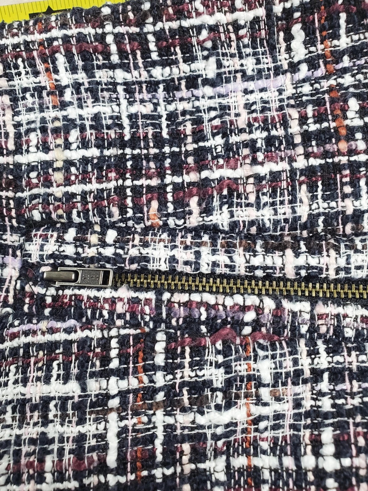 Vintage Loft Collection Thatch Pattern Mini Skirt – Size 34” Waist – 18” Length
