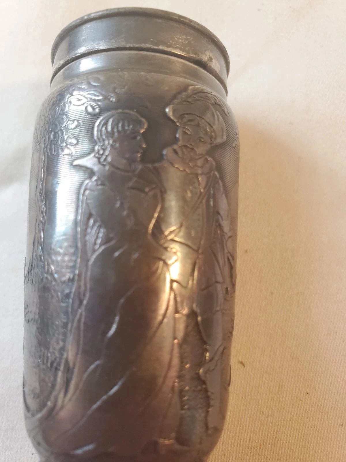 Reed and Barton 574 Salt &amp; Pepper shakers Silver Plate