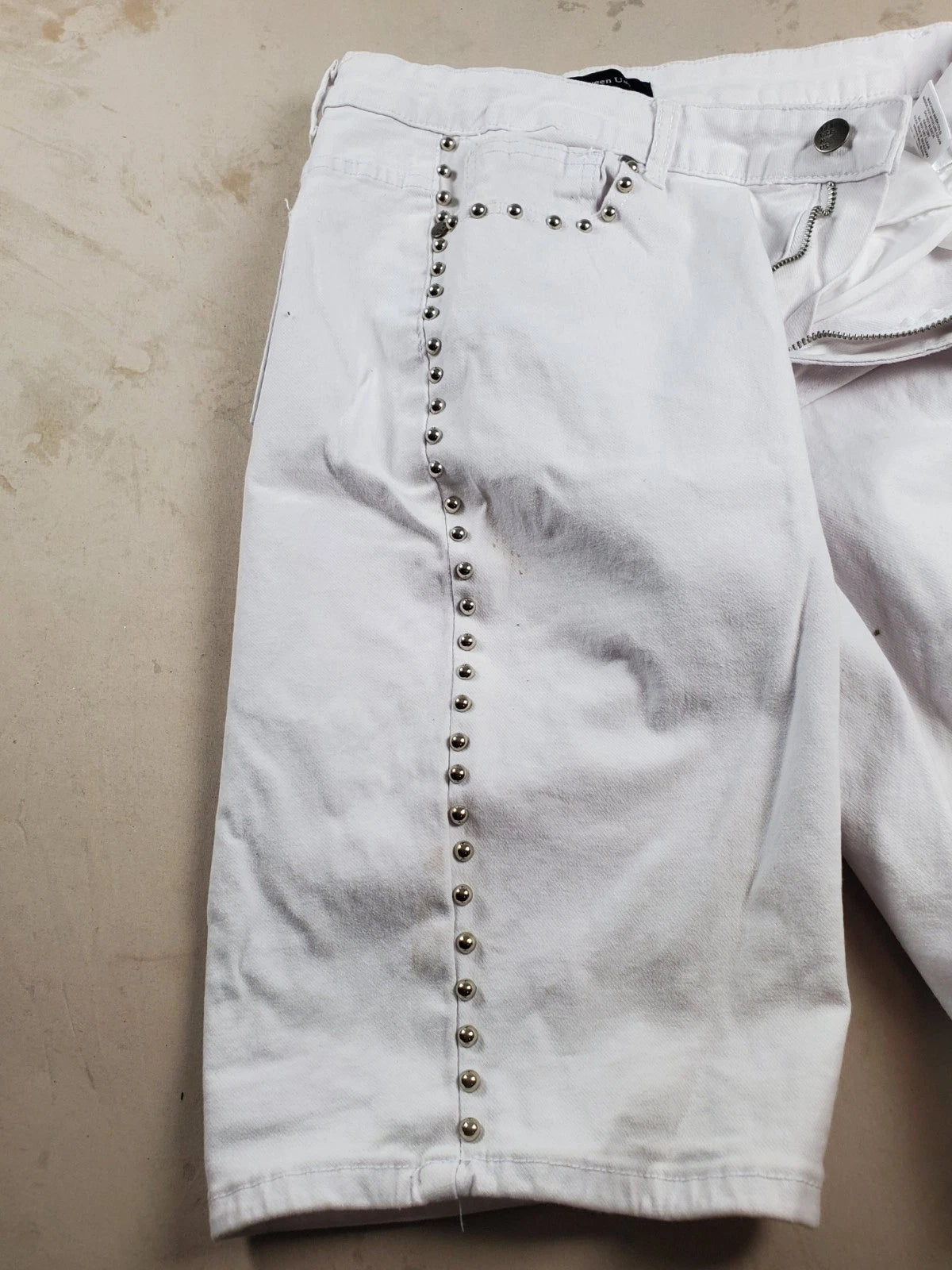 Between Us White Denim Shorts – Studded Detail – 32” Waist