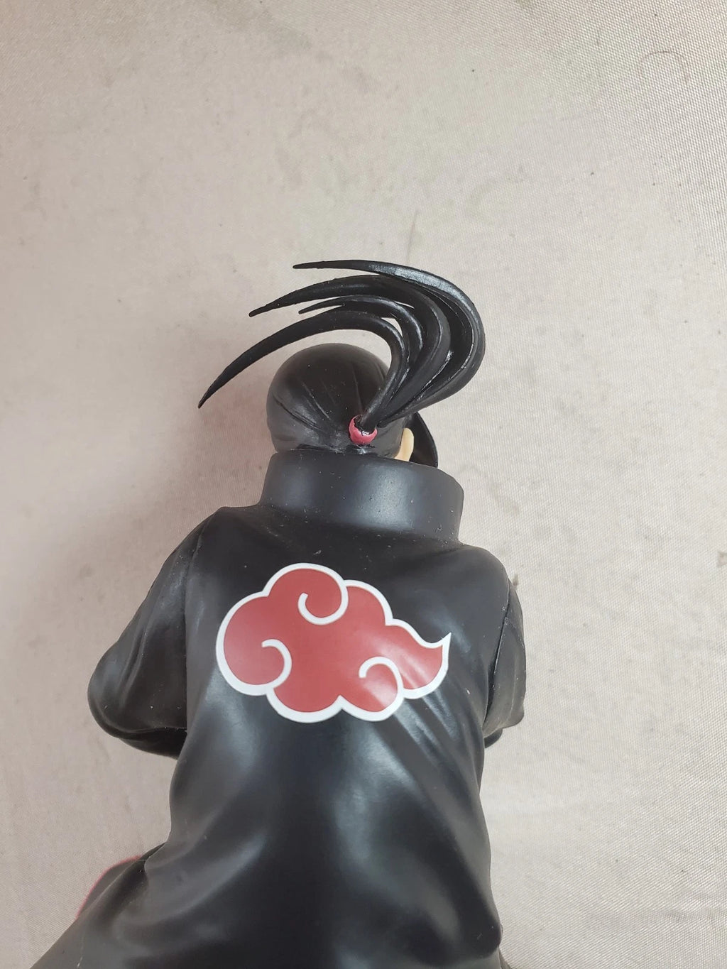 Itachi Uchiha Naruto Figure – Akatsuki Cloak – Dynamic Hand Sign Pose – Anime Co