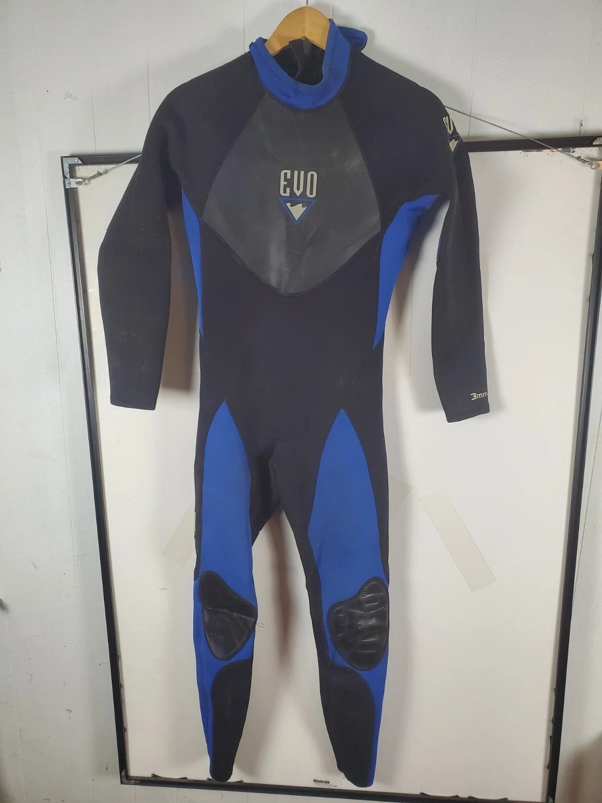Evo Black/Blue full Body Diving / Surfing Suit Good Condition
