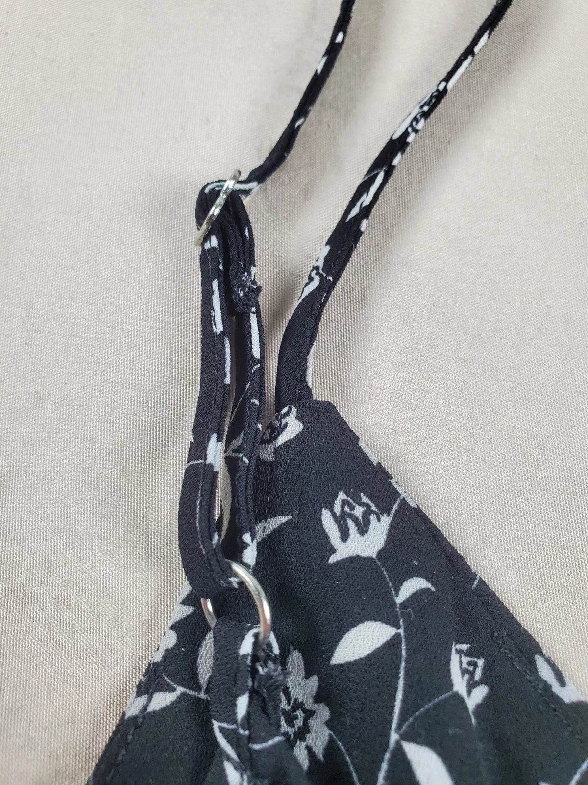 Love Tree Women’s Floral Spaghetti Strap Dress – Size L – Ruffle Hem