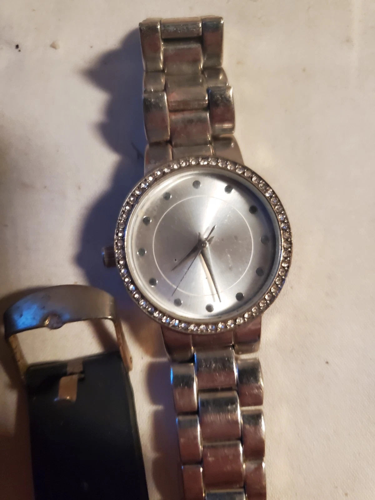 Mixed Lot Of Assorted Watches (8) For Parts ~ Repair/ Untested Sold As Is
