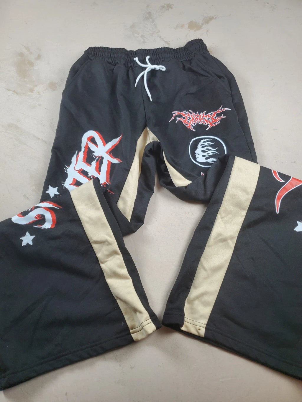 Romwe Women's Black Pants, gold trim Size S Small Us 36 Eur 46 Grafitti