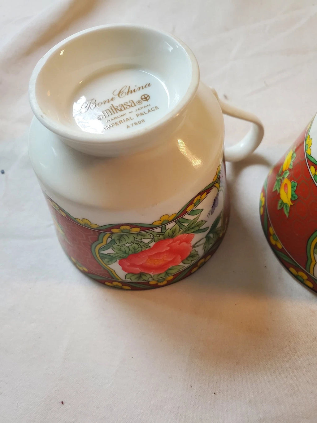 Mikasa Imperial Palace A7608 Tea Cup Set of 2 Fine China Japan Excellent