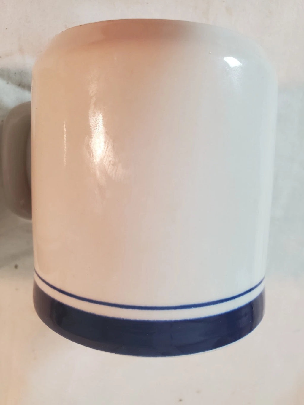 Set of 2 Vintage Gibson Housewares Flat Mug with D Handle Tan Blue Stripes