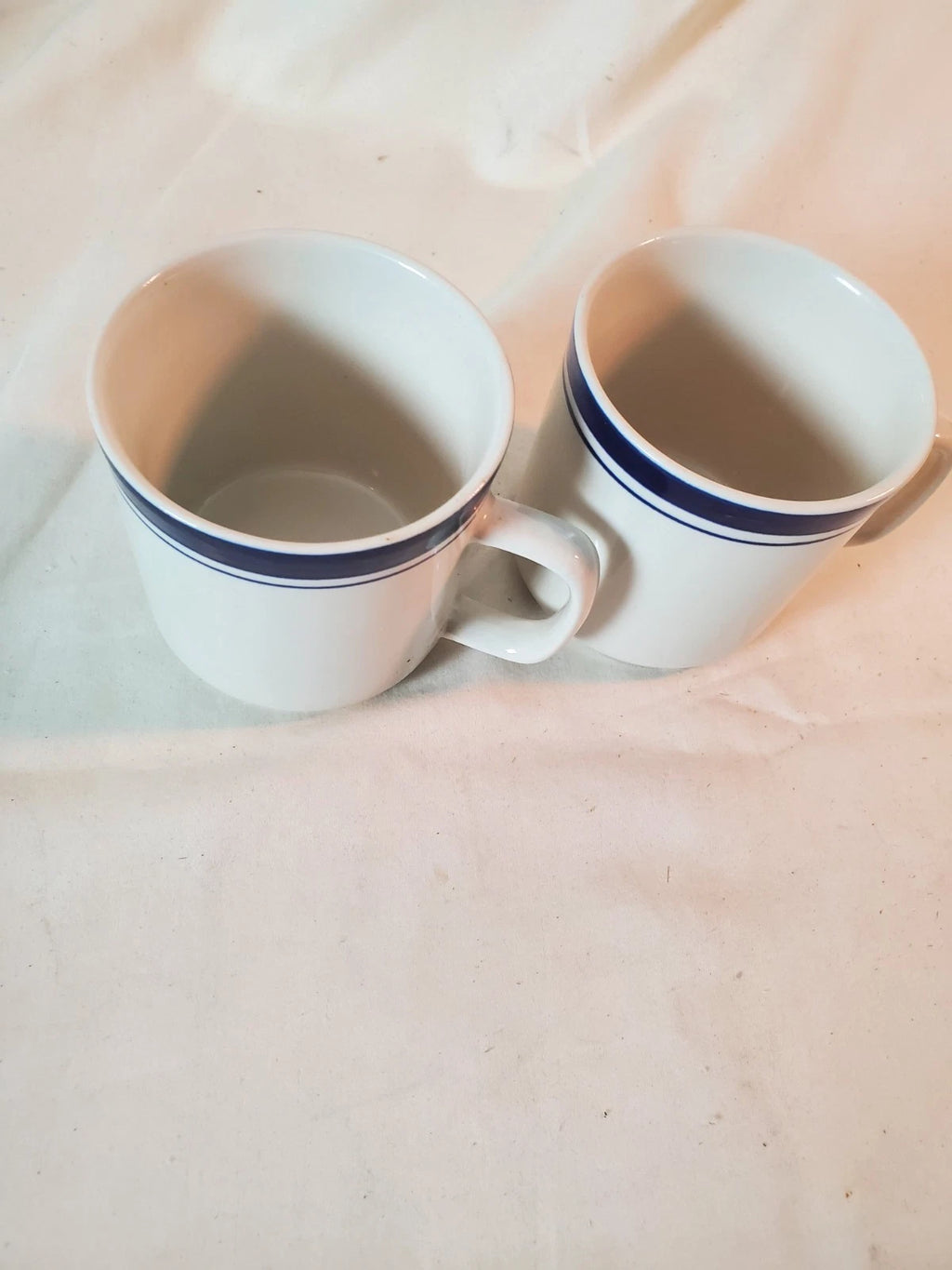 Set of 2 Vintage Gibson Housewares Flat Mug with D Handle Tan Blue Stripes